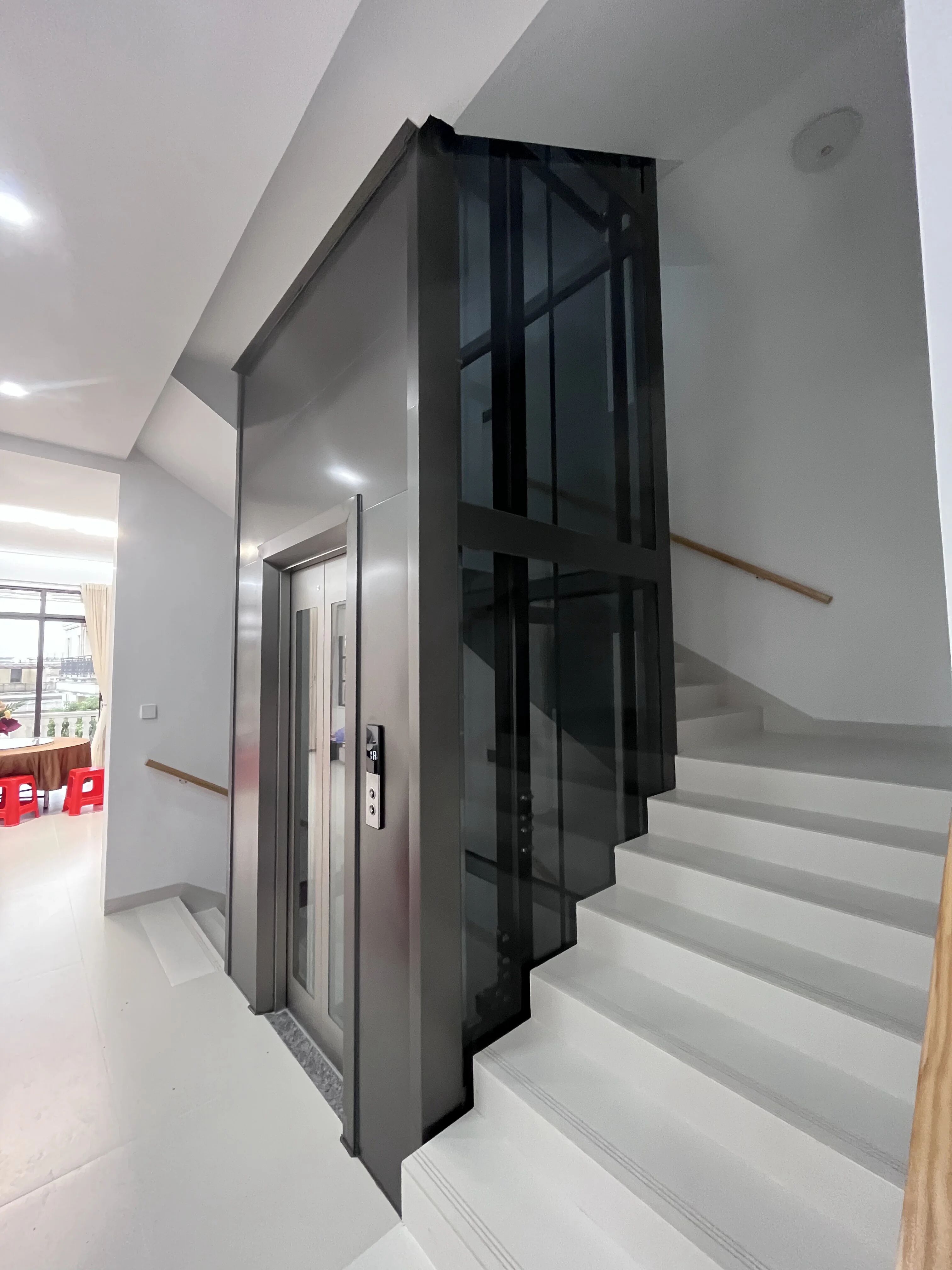 法立奥别墅电梯图片